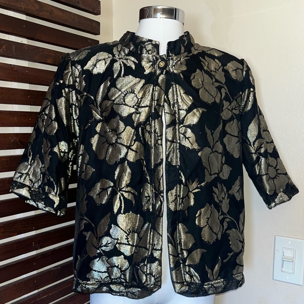 1980s 80s Vintage Black & Gold Metallic Floral Print 3/4 Sleeve Coverup Jacket